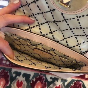 Kate spade small pink purse